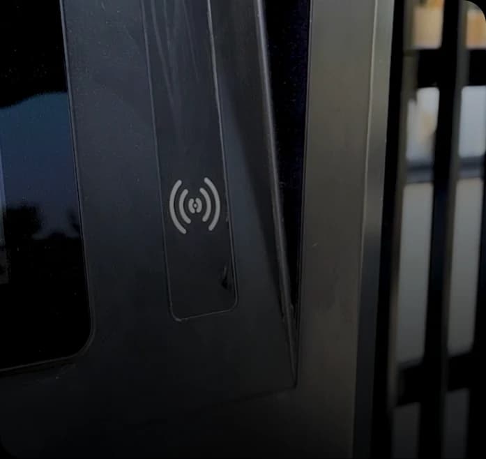 Zeon RFID Key Tap To Charge